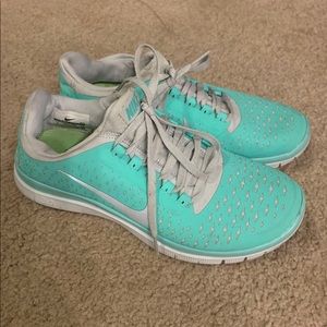 Nike Size 6 Women Running Training Shoes